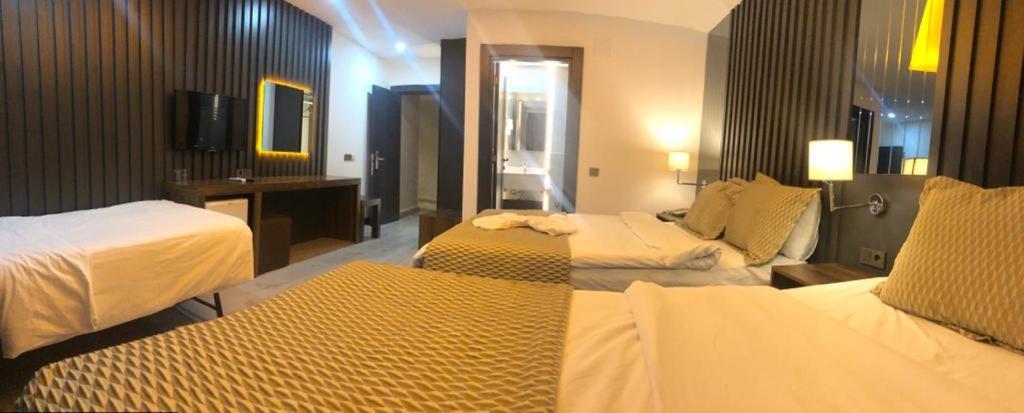 Grand Ezel Hotel Mersin  Zewnętrze zdjęcie