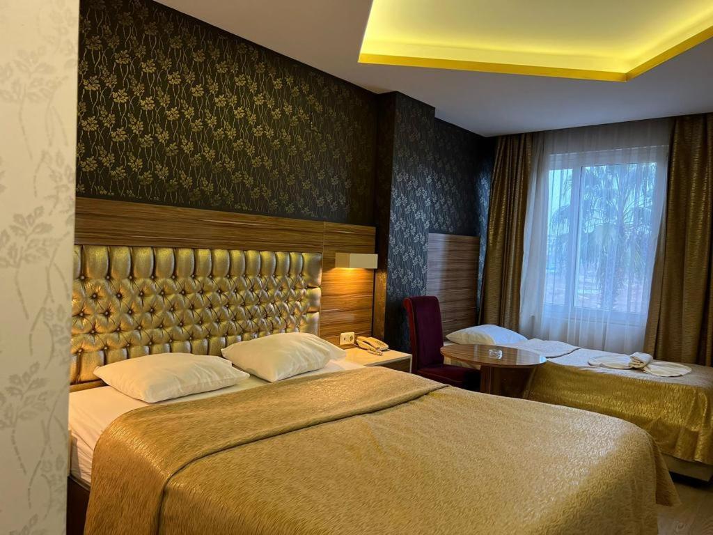 Grand Ezel Hotel Mersin  Zewnętrze zdjęcie